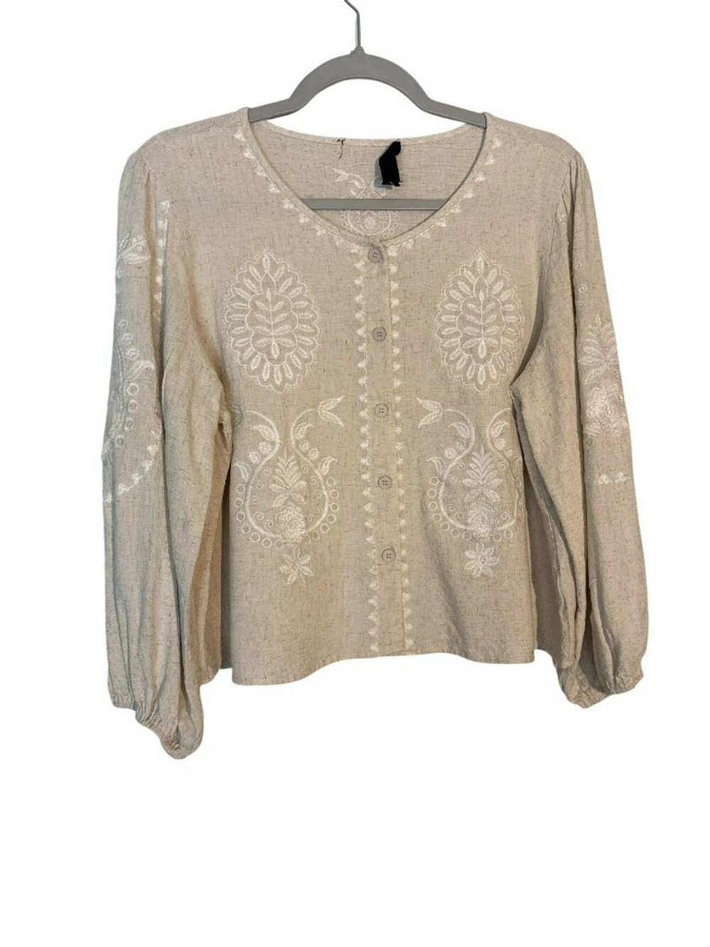 Solitaire Embroidered 3/4 Sleeve Rayon Linen Blend Button-Front Cropped Top M